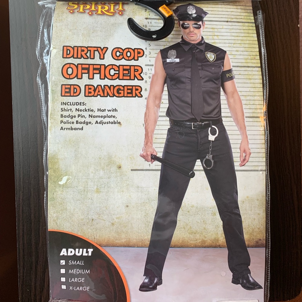 Spirit Halloween Cop Costume